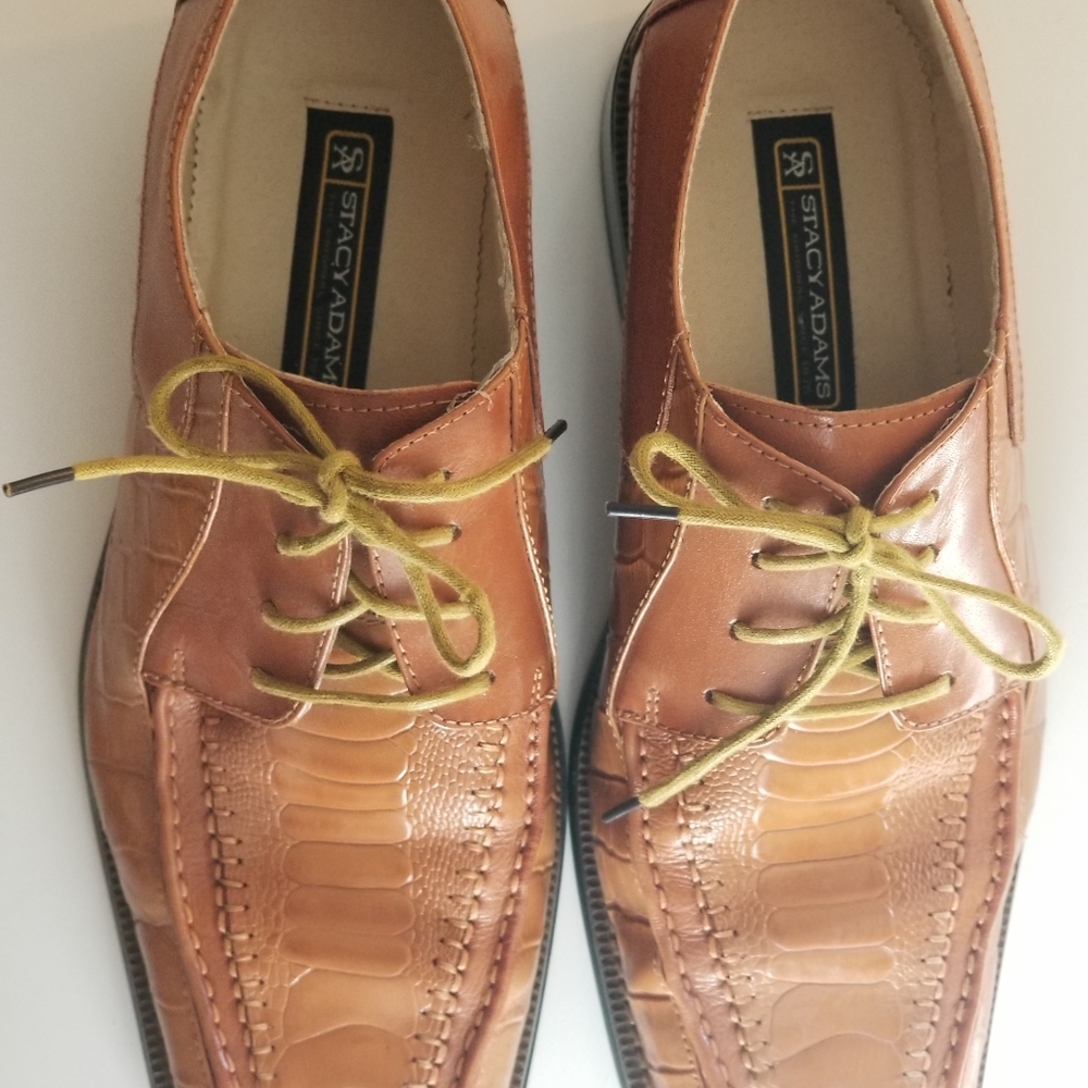 Dress shoes